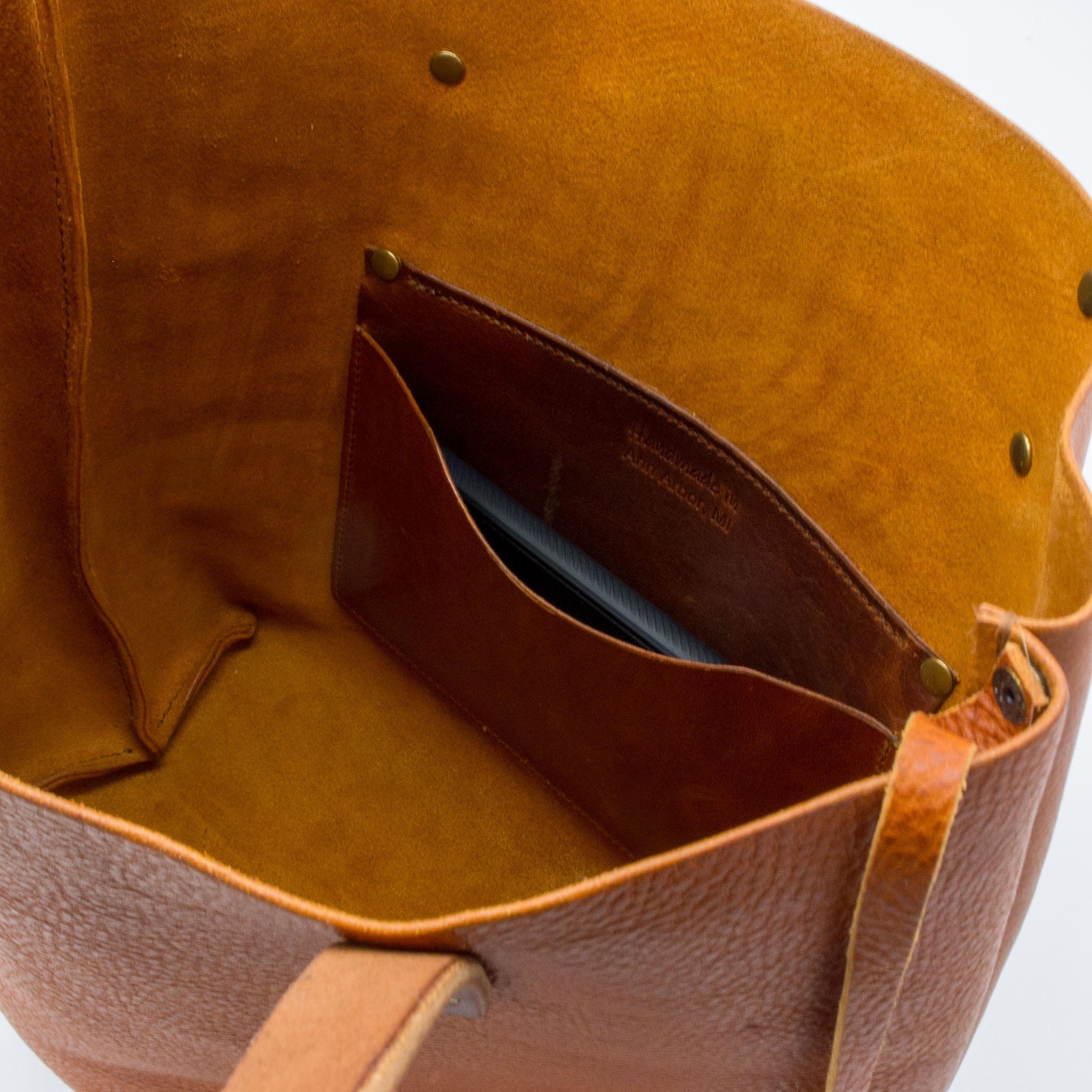 Medium Soft Pebbled Leather Everyday Tote Bag - Rustic Orange