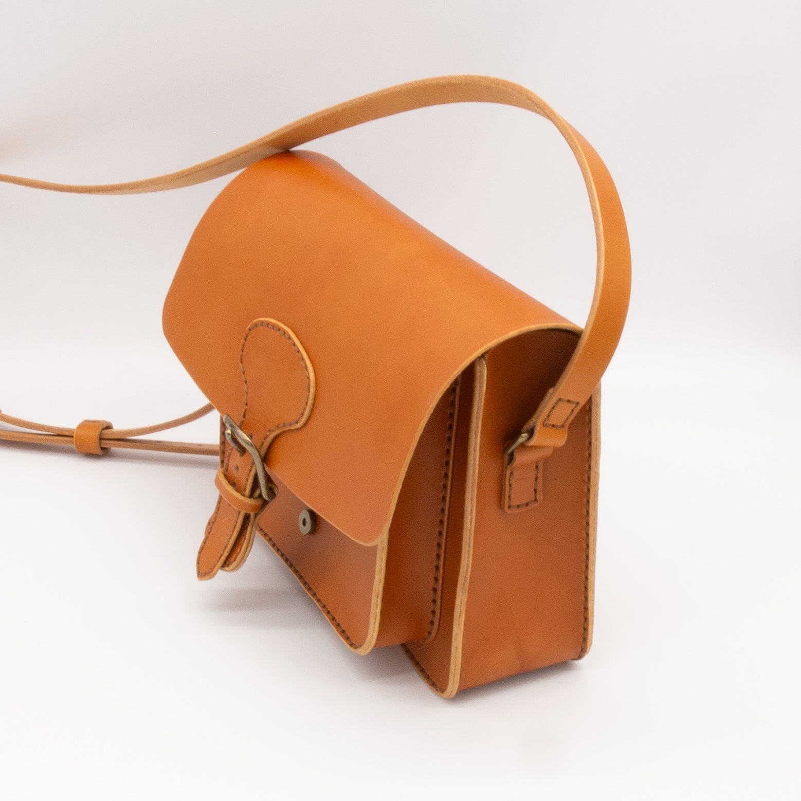 Medium Leather Crossbody Messenger Bag