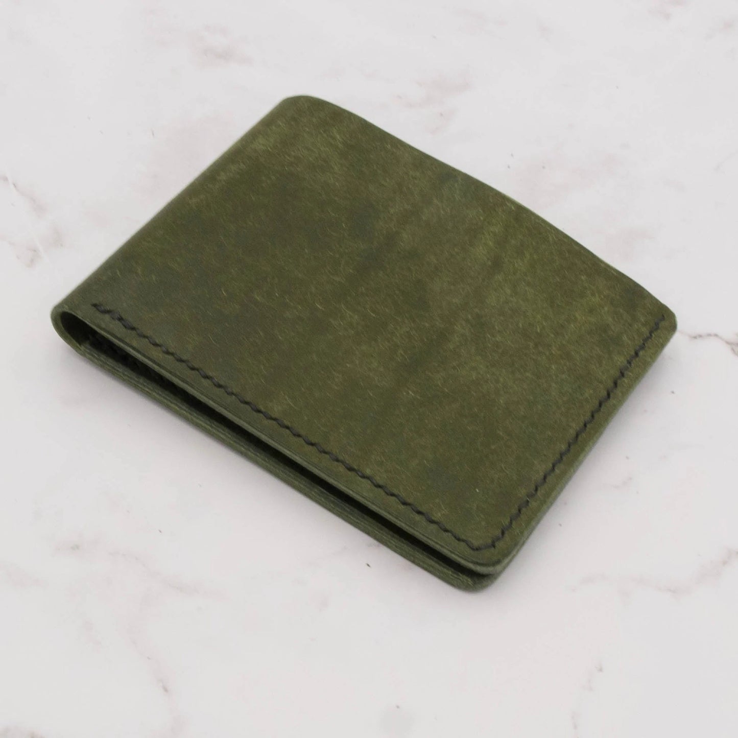 Arbor Trading Post Bifold Wallet Handcrafted Slim Classic Leather Bifold Wallet - Olive Green
