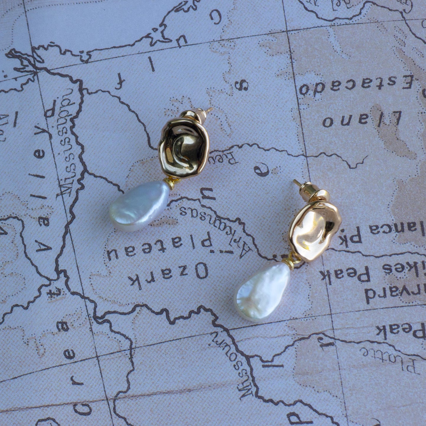 Arbor Trading Post Earrings Handcrafted Freshwater Baroque Pearl Gold Disc Drop Earrings