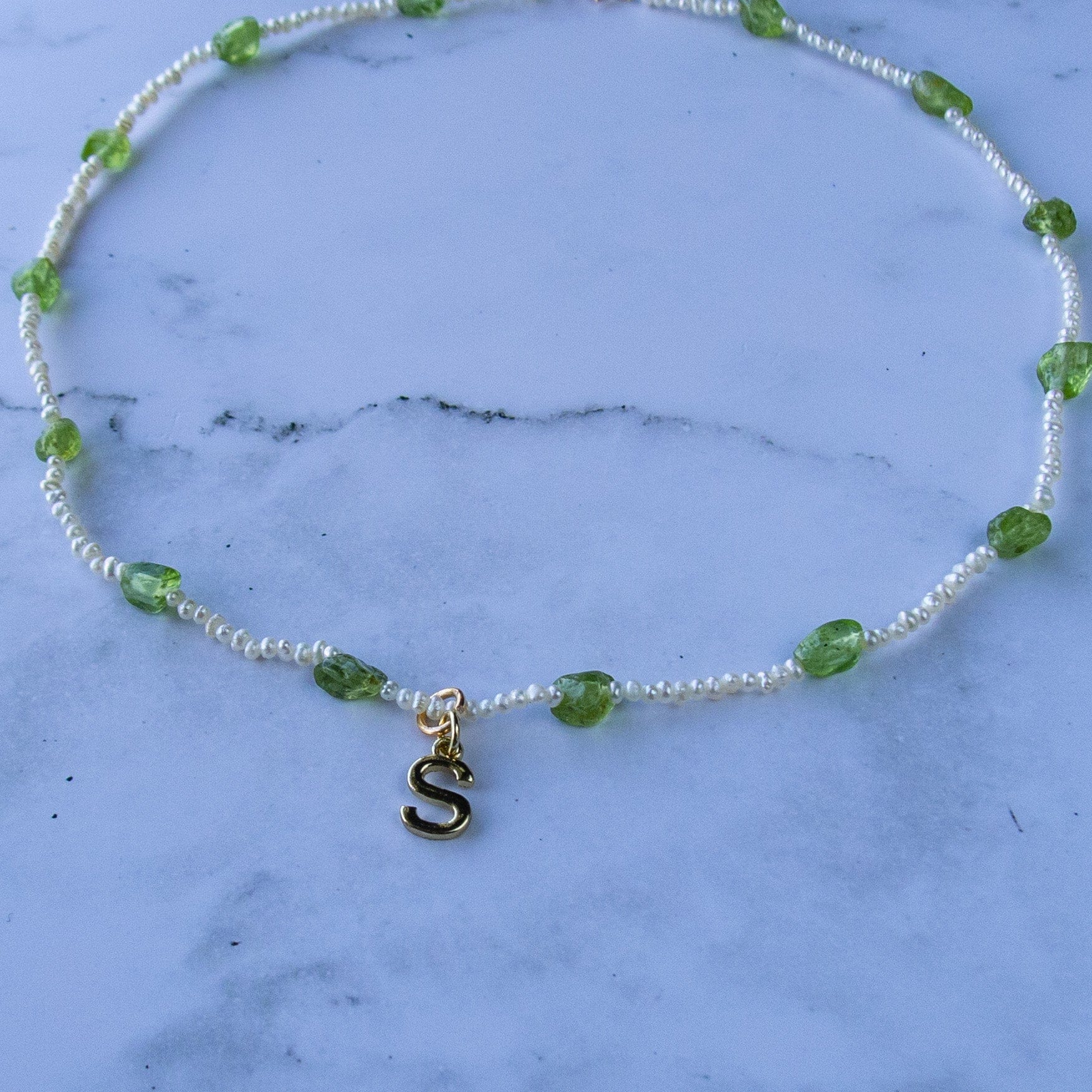 Cheekoo's Handcrafted Natural Peridot White Freshwater Tiny Pearl Necklace