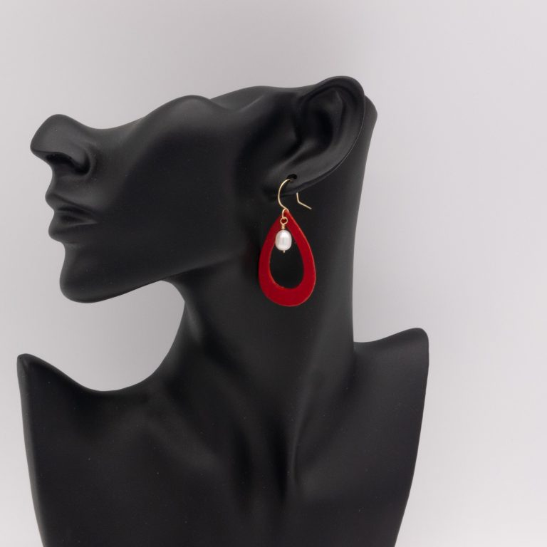 Leather and Freshwater Pearl Earrings - Image 8