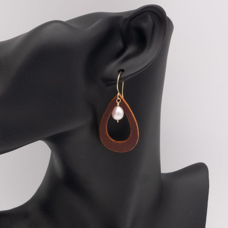 Leather and Freshwater Pearl Earrings - Image 9