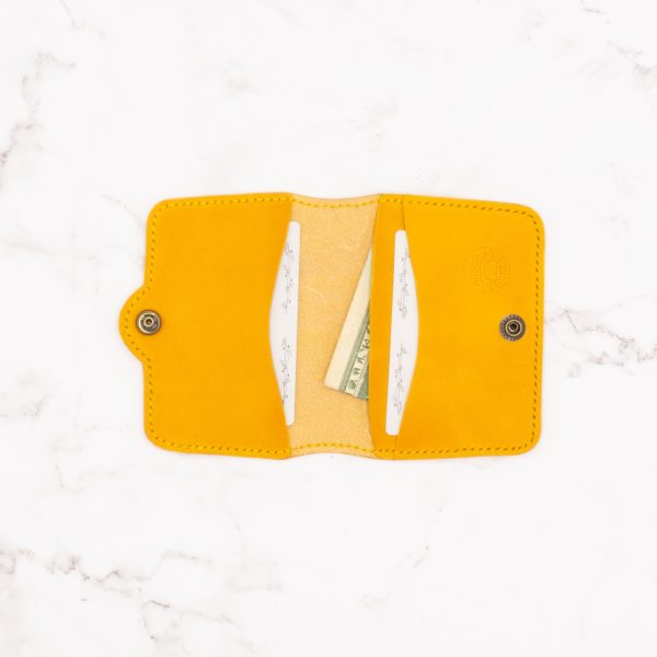 Snap Minimalist Bifold Leather Wallet