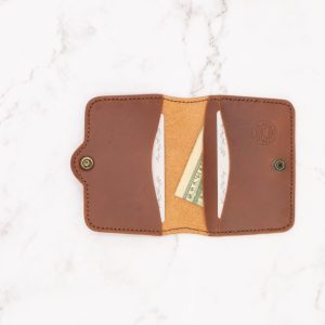 Snap Minimalist Bifold Leather Wallet - Image 6