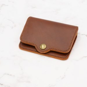 Snap Minimalist Bifold Leather Wallet - Image 8