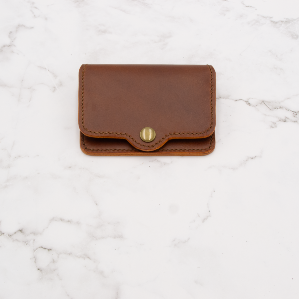 Snap Minimalist Bifold Leather Wallet - Image 10