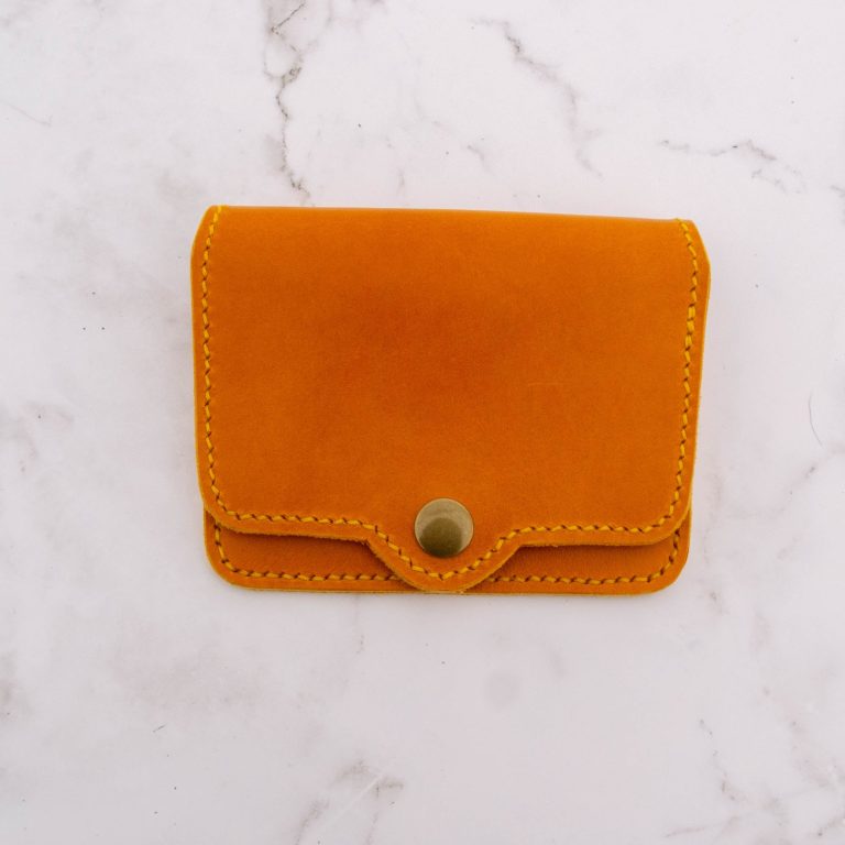 Snap Minimalist Bifold Wallet