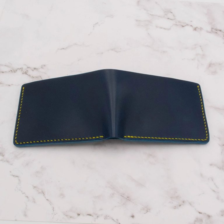 Cheekoo's Handcrafted Classic Leather Bifold Wallet