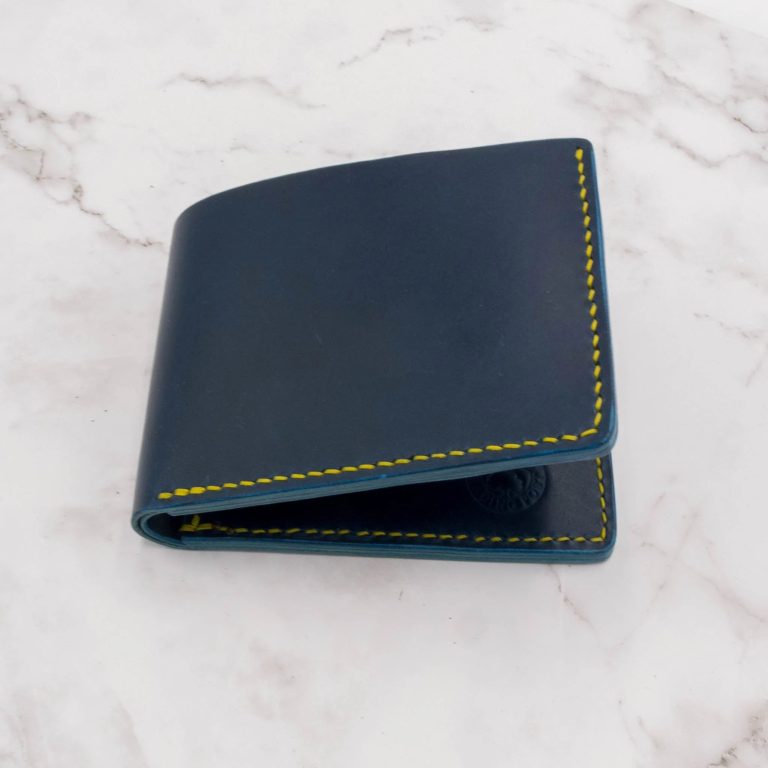 Cheekoo's Handcrafted Classic Leather Bifold Wallet