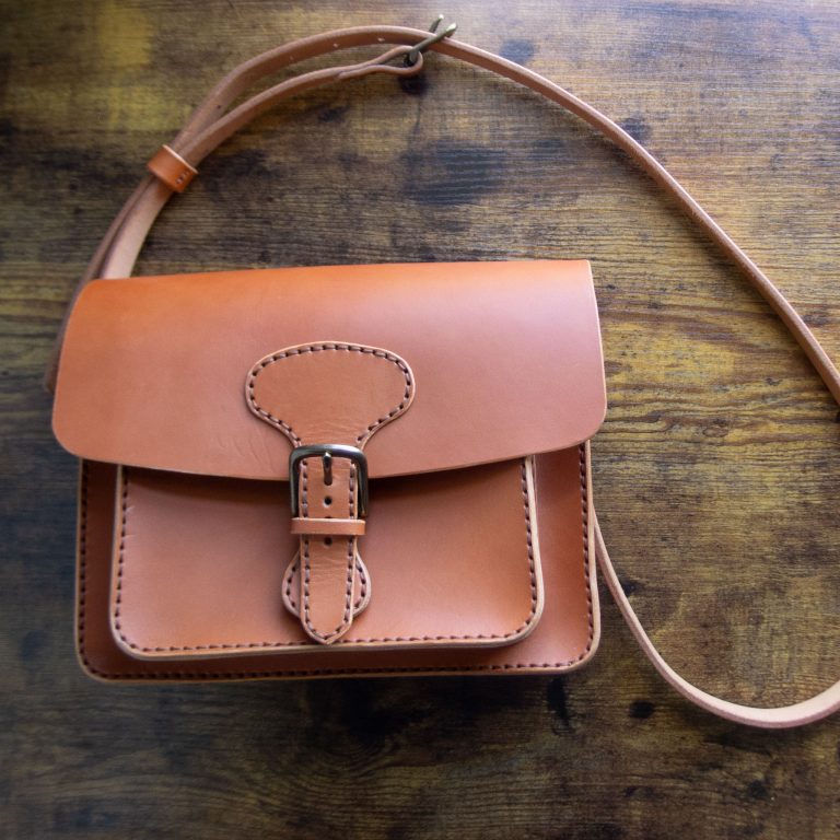 Medium Leather Crossbody Messenger Bag