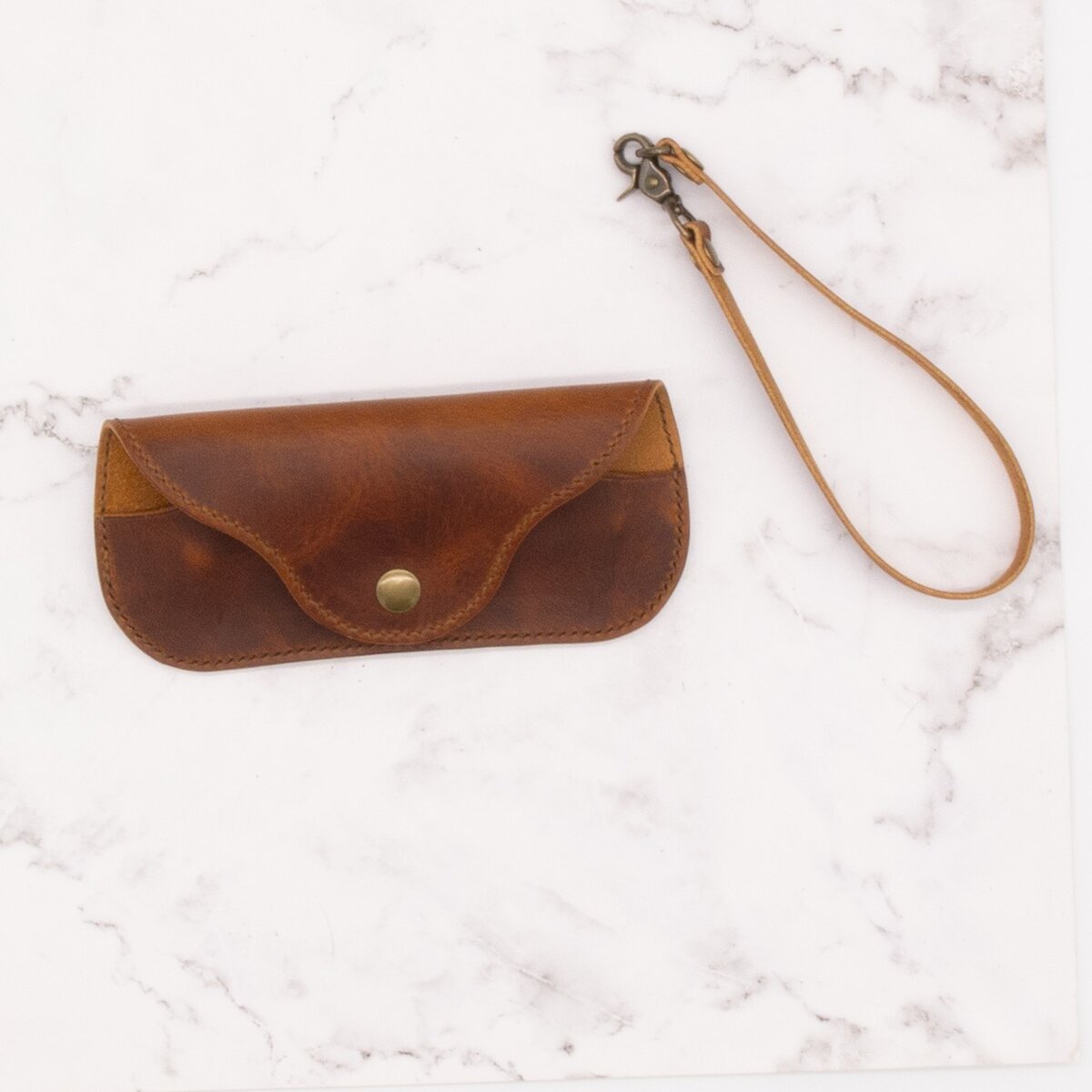 Leather Sunglass Case with Detachable Wristlet Strap (Cognac Brown) 2 Leather Sunglass Case with Detachable Wristlet Strap (Cognac Brown) - Image 2