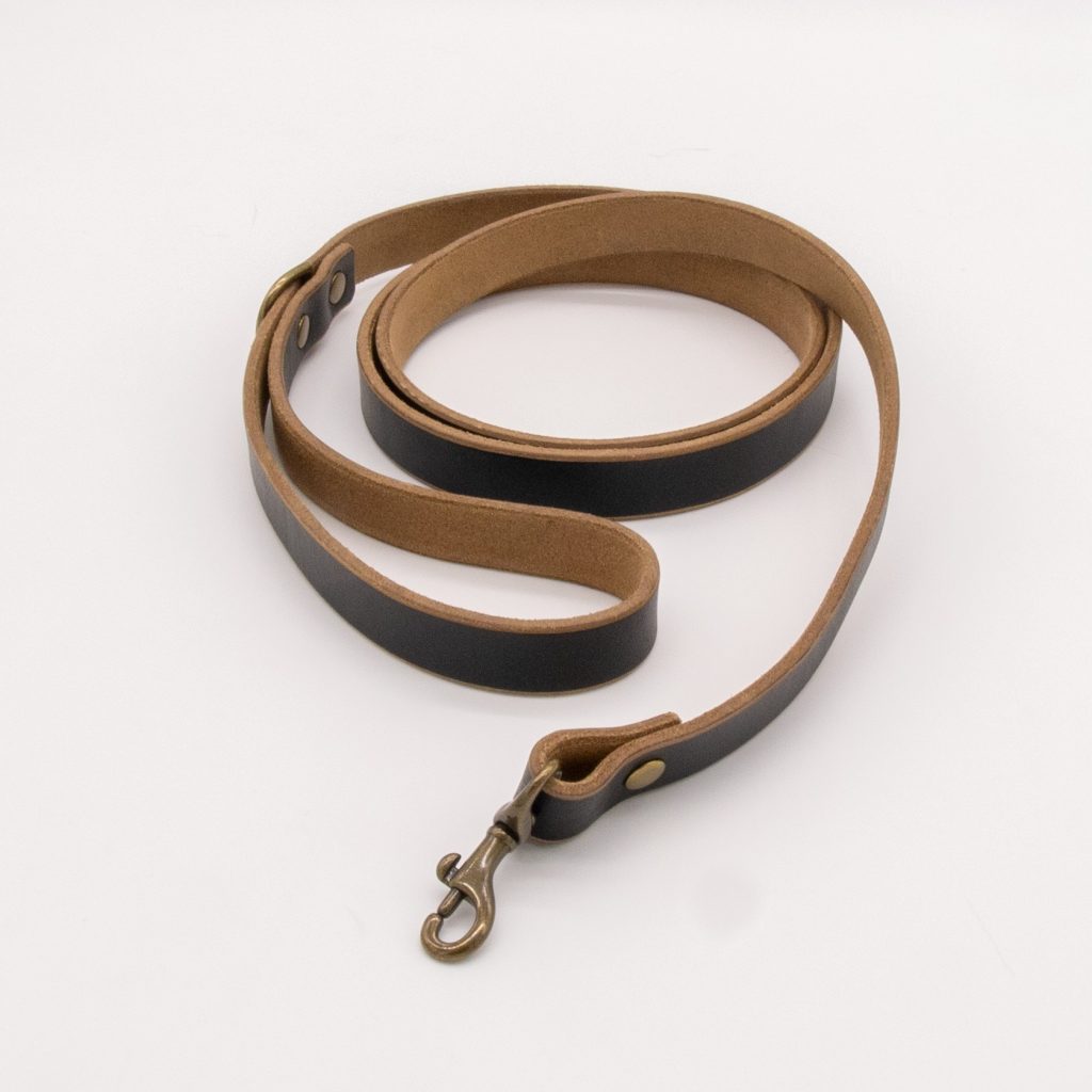 Gifts for Dog Lovers: Handmade Leather Collars, Leashes, and Charms That Celebrate Companionship 3 handmade leather dog leash