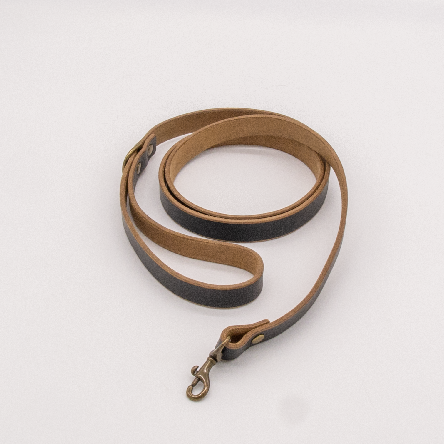 The Pathfinder Leather Dog Leash - Black 5 The Pathfinder Leather Dog Leash - Black - Image 5